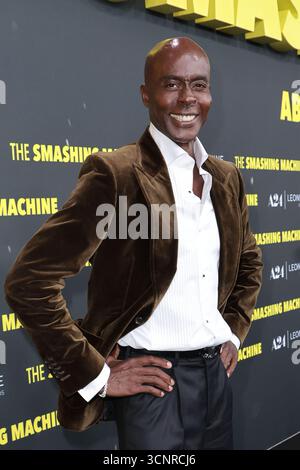 Berlino, Germania. 22 settembre 2025. Bruce Darnell bei der THE SMASCHING MACHINE Film Premiere im Zoo Palast a Berlino AM 22.09.2025 a Berlino crediti: Ralph Metzger/Alamy Live News Foto Stock