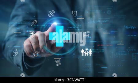 Professionista medico interagisce con un'interfaccia futuristica per la salute, mostrando l'innovazione nella telemedicina, nelle registrazioni digitali e nella tecnologia sanitaria intelligente Foto Stock