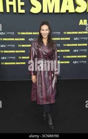 Marie Mouroum bei der Deutschlandpremiere von THE SMASHING MACHINE a Berlino AM 22.09.2025 *** Marie Mouroum alla prima tedesca della MACCHINA PER LA FRANTUMAZIONE a Berlino il 22 09 2025 Foto Stock