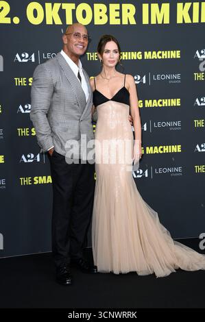 Dwayne Johnson ed Emily Blunt bei der Premiere des Kinofilms "The Smashing Machine" in Zoo Palast. Berlino, 22.09.2025 Foto Stock