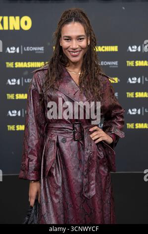Marie Mouroum bei der Premiere des Kinofims The Smashing Machine im Zoo Palast. Berlino, 22.09.2025 *** Marie Mouroum alla prima del film The Smashing Machine allo Zoo Palast di Berlino, 22 09 2025 foto:XJ.xKnowlesx/xFuturexImagex machine 5773 Foto Stock