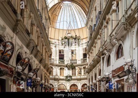 Cicek Pasaji off Istiklal Caddesi, Beyoglu, Istanbul, Turchia, Istanbul, Turkiye Foto Stock