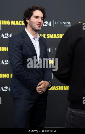 Benny Safdie bei der Premiere des Kinofims 'The Smashing Machine' in Zoo Palast. Berlino, 22.09.2025 Foto Stock