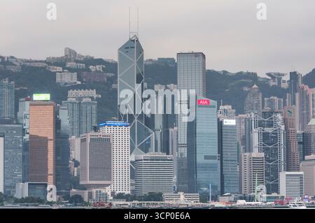Hong Kong, Cina. 17 dicembre 2016. Gli edifici moderni e il paesaggio urbano di Kowloon in Hong Kong Cina. Foto Stock