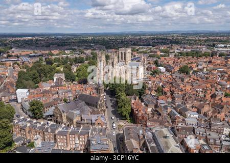 Veduta aerea di York Minster, Deangate, York, North Yorkshire, Inghilterra. Foto Stock