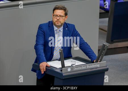 26. Sitzung des Deutschen Bundestages Berlin, 23.9.2025 Lars Rohwer bei der 26. Sitzung des Deutschen Bundestages Berlin *** 26a sessione del Bundestag tedesco di Berlino, 23 9 2025 Lars Rohwer alla 26a sessione del Bundestag tedesco di Berlino Copyright: xMatthiasxGränzdörferx Foto Stock
