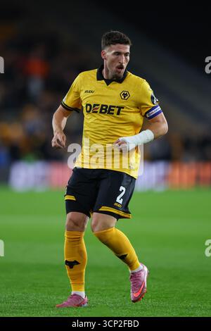Wolverhampton, Regno Unito. 23 settembre 2025. Matt Doherty dei Wolverhampton Wanderers durante la partita Wolverhampton Wanderers vs Everton Carabao Cup a Molineux, Wolverhampton. Il credito per immagini dovrebbe essere: James Baylis/Sportimage Credit: Sportimage Ltd/Alamy Live News Foto Stock