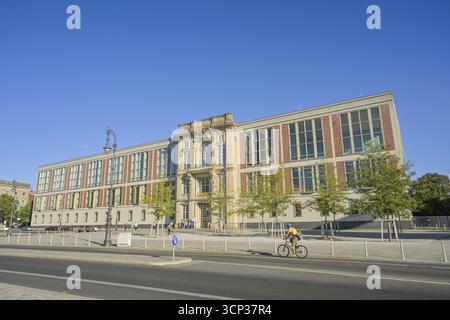 ESMT, edificio del Consiglio di Stato, Schlossplatz, Mitte, Berlino, Germania Foto Stock