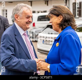 News Bilder des Tages 16.09.2025. Neuss. Gnadentaler Unternehmertisch mit NRW-Innenminister Herbert Reul. Neuss Gut Gnadental Nordrhein-Westfalen Deut Foto Stock