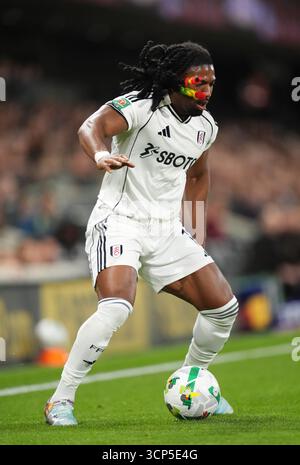 Fulham's Adama Traore durante la partita del terzo turno della Carabao Cup al Craven Cottage, Londra. Data foto: Martedì 23 settembre 2025. Foto Stock
