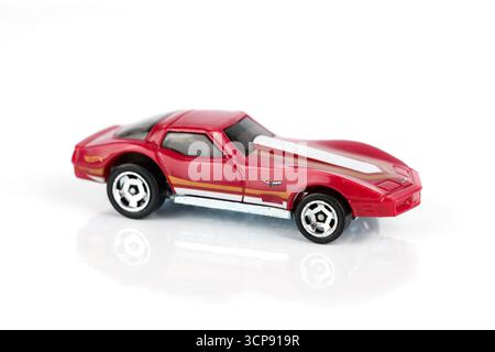 Hot Wheels Corvette Stingray, modellino di auto giocattolo – Galles, Regno Unito – 13 settembre 2025 Foto Stock