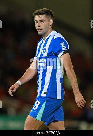 Stefanos Tzimas di Brighton e Hove Albion durante la partita del terzo turno della Carabao Cup all'Oakwell Stadium di Barnsley. Data foto: Martedì 23 settembre 2025. Foto Stock
