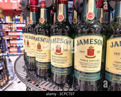21 settembre 2025, Astana, Repubblica del Kazakistan: Bottiglie di Jameson whiskey Foto Stock