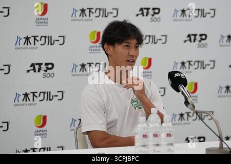 Tokyo, Giappone. 26 settembre 2025. Il giapponese Sho Shimabukuro dopo la conferenza stampa dopo aver perso contro il statunitense Sebastian Korda nel match del secondo turno maschile a Tokyo al Tokyo Open ATP500 2025. Credito: Ranjith Kumar/Alamy Live News Foto Stock