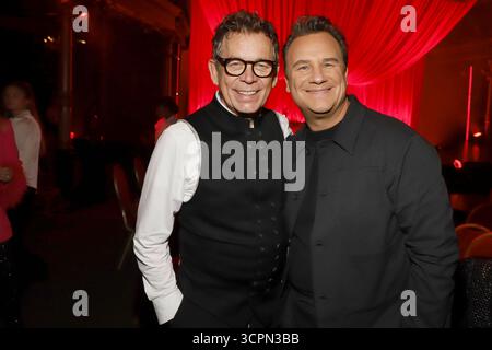 abb Frank Mutters, Guido Maria Kretschmer mit Mann zu Gast beim About You Fashion Ball im Schmidts Tivoli AM 26.09.2025 ad Amburgo Germania *** abb Frank Mutters, Guido Maria Kretschmer con marito al About You Fashion Ball a Schmidts Tivoli il 26 09 2025 ad Amburgo Germania Foto Stock