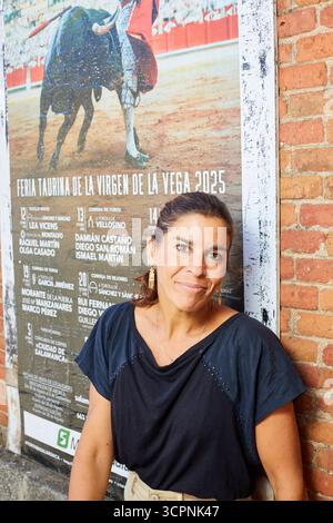 Salamanca, 12 settembre 2025. L'arena di la Glorieta. Ritratti in posa e intervista con il torero francese Léa Vicens. Foto: Guillermo Navarro. ARCHDC. Crediti: Album / Archivo ABC / Guillermo Navarro Foto Stock