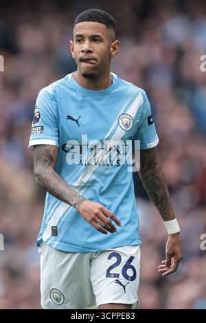 Savinho di Manchester City durante la partita di Premier League Manchester City vs Burnley all'Etihad Stadium, Manchester, Regno Unito, 27 settembre 2025 (foto di Mark Cosgrove/News Images) Foto Stock