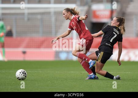 REGNO UNITO. 28 settembre 2025. Liverpool vs Manchester United Women's Super League ST HELENS, INGHILTERRA - 28 settembre: Sam Kerr del Liverpool durante la partita di Coppa di Lega femminile tra Liverpool e Manchester United al St Helens Stadium il 28 settembre 2025 a St Helens, Inghilterra. Crediti: ALAN EDWARDS/Alamy Live News Foto Stock