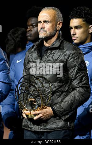 Parigi, Francia. 27 settembre 2025. Luis Enrique allenatore dell'anno successivo alla partita di calcio o calcio del campionato francese di Ligue 1 Paris Saint-Germain PSG VS AJ Auxerre AJA il 27 settembre 2025 allo stadio Parc des Princes di Parigi, in Francia. Crediti: Victor Joly/Alamy Live News Foto Stock