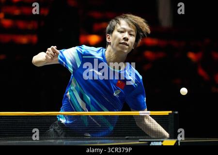Pechino, Cina. 29 settembre 2025. LIN Gaoyuan torna a casa durante il singolare maschile del 64 match tra Lin Gaoyuan della Cina e Wong Chun Ting della Cina di Hong Kong al World Table Tennis (WTT) China Smash 2025 a Pechino, Cina, 29 settembre 2025. Crediti: Xie Han/Xinhua/Alamy Live News Foto Stock