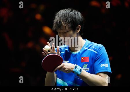 Pechino, Cina. 29 settembre 2025. LIN Gaoyuan reagisce durante il singolare maschile del 64 match tra Lin Gaoyuan della Cina e Wong Chun Ting della Cina di Hong Kong al World Table Tennis (WTT) China Smash 2025 a Pechino, Cina, 29 settembre 2025. Crediti: Xie Han/Xinhua/Alamy Live News Foto Stock