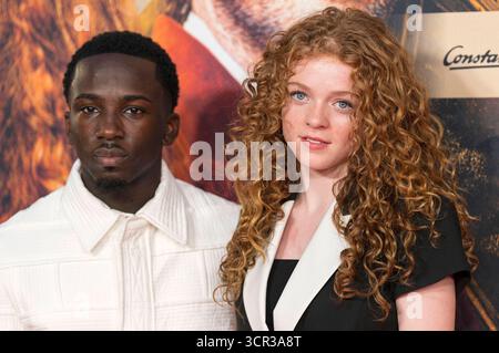Araloyin Oshunremi und Alexa Goodall bei der Premiere des Kinofilms Momo im Mathäser Filmpalast. München, 28.09.2025 *** Araloyin Oshunremi e Alexa Goodall alla prima del film Momo a Mathäser Filmpalast Monaco di Baviera, 28 09 2025 foto:Xn.xKolinzx/xFuturexImagex momo 5856 Foto Stock