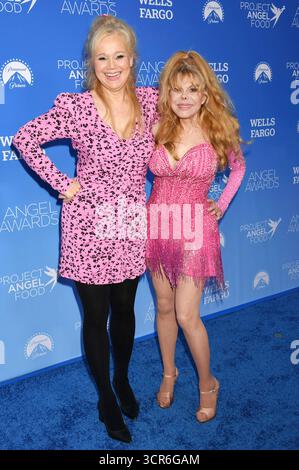 Caroline Rhea und Charo bei der Verleihung der Project Angel Food's Angel Awards 2025 a den Paramount Studios. Los Angeles, 27.09.2025 Foto Stock