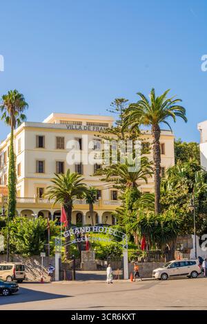 Il Grand Hotel (Villa de France) nel Grand Socco, vecchia medina, tangeri, africa. Foto Stock