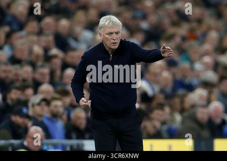 Liverpool, Regno Unito. 29 settembre 2025. David Moyes, il manager dell'Everton grida istruzioni. Partita di Premier League, Everton contro West Ham Utd all'Hill Dickinson Stadium di Liverpool lunedì 29 settembre 2025. Questa immagine può essere utilizzata solo per scopi editoriali. Solo per uso editoriale, foto di Chris Stading/Andrew Orchard fotografia sportiva/Alamy Live news credito: Andrew Orchard fotografia sportiva/Alamy Live News Foto Stock