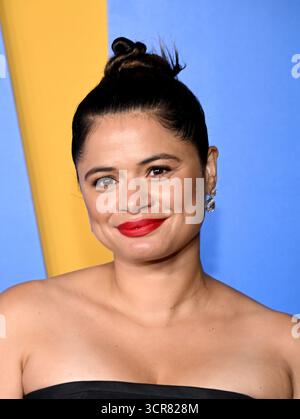 Hollywood, Stati Uniti. 29 settembre 2025. Melonie Diaz arriva alla prima "Roofman" di Los Angeles tenutasi al Paramount Theatre il 29 settembre 2025 a Hollywood, CA. © Lisa OConnor/AFF-USA.com Credit: AFF/Alamy Live News Foto Stock