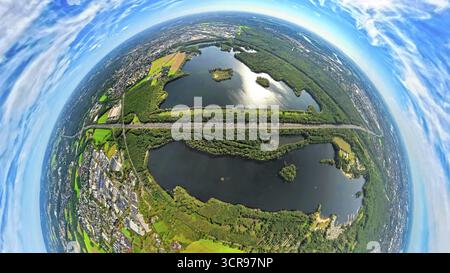 Foto aerea, Elbsee e Unterbacher SEE con area forestale, autostrada A46 a Hasseler Forst, globo terrestre, immagine fisheye, immagine a 360 gradi, mondo minuscolo, l Foto Stock