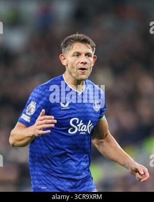 Liverpool, Inghilterra, Regno Unito. 29 settembre 2025. James Tarkowski dell'Everton durante la partita Everton FC contro West Ham United FC English Premier League all'Hill Dickinson Stadium, Liverpool, Inghilterra, Regno Unito il 29 settembre 2025 Credit: Lee Keuneke/Every Second Media Credit: Every Second Media/Alamy Live News Foto Stock