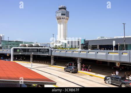 San Juan, Porto Rico - 4 agosto 2025: Terminal dell'aeroporto di San Juan a Porto Rico. Foto Stock