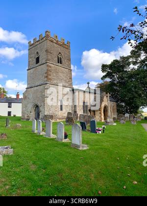 GREATWORTH Northamptonshire Greatworth History Church Village Pargiter Washington Armey sposò un vecchio posto di famiglia all'interno della residenza locale Foto Stock