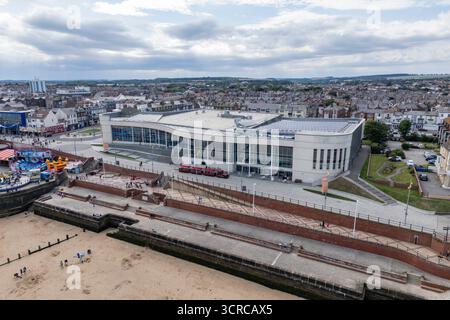 Vista aerea di East Riding Leisure Bridlington, Bridlington South Beach, East Riding of Yorkshire, Regno Unito. Foto Stock