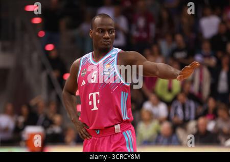 Bonn, Germania. 27 settembre 2025. Tylan Birts (Bonn), Telekom Baskets Bonn vs fitness First Wuerzburg Baskets, easyCredit BBL, 1. Spieltag, Bonn, 27.09.2025. Crediti: Juergen Schwarz/Alamy Live News Foto Stock