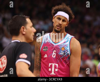 Bonn, Germania. 27 settembre 2025. Michael Kessens (Bonn), Bonn cesti Telekom vs cesti fitness First Wuerzburg, easyCredit BBL, 1. Spieltag, Bonn, 27.09.2025. Crediti: Juergen Schwarz/Alamy Live News Foto Stock