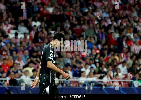 Madrid, Spagna. 30 settembre 2025. Calcio: Champions League, Atlético Madrid - Eintracht Francoforte, Preliminary Round, Matchday 2, Riyadh Air Metropolitano, CAN Uzun (Eintracht Frankfurt) reagisce. Crediti: Canales Carvajal/dpa/Alamy Live News Foto Stock