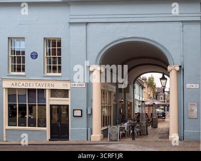 IPSWICH, SUFFOLK, Regno Unito - 11 AGOSTO 2018: Vista esterna della Arcade Street Tavern. Foto Stock