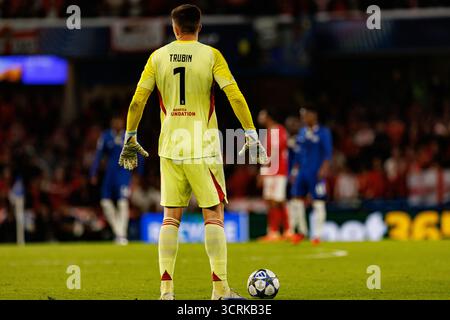 Anatoliy Trubin visto durante la partita di Champions League tra Chelsea FC e SL Benfica (Maciej Rogowski/Ball Raw Images) Foto Stock