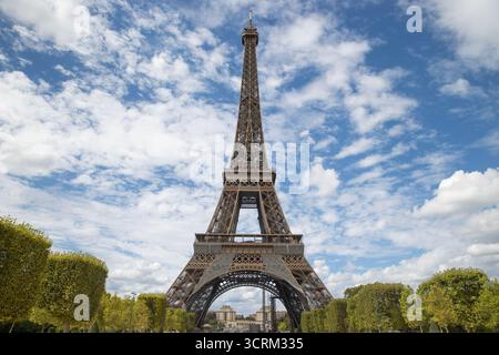 Torre Eiffel. Parigi è la capitale e la città più grande della Francia Foto Stock