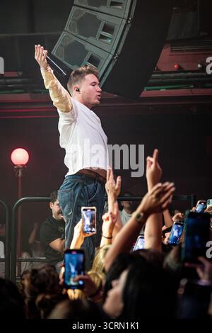 BARCELLONA, ESPAÑA – SETTEMBRE 30. Alfa en concierto en la sala Apolo el 30 de septiembre de 2025 en Barcelona, España. (Foto por Fernando Pérez) Foto Stock