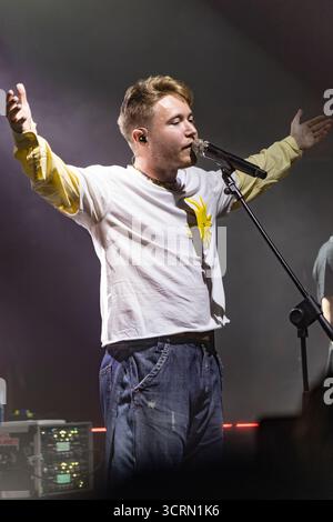 BARCELLONA, ESPAÑA – SETTEMBRE 30. Alfa en concierto en la sala Apolo el 30 de septiembre de 2025 en Barcelona, España. (Foto por Fernando Pérez) Foto Stock