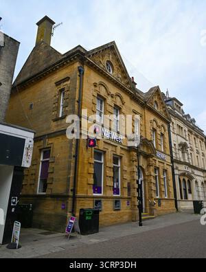 Dorchester, Dorset, Regno Unito. 2 ottobre 2025. Vista generale della filiale della NatWest Bank in South Street a Dorchester nel Dorset, che chiuderà definitivamente il 22 ottobre 2025. Crediti fotografici: Graham Hunt/Alamy Live News Foto Stock