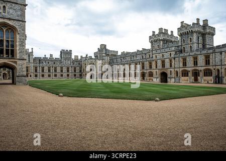 Castello di Windsor - Patrimonio e Maestà senza tempo Foto Stock