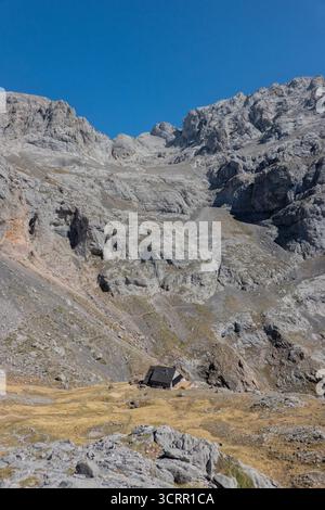 Rifugio Collado Jermoso nel Parco Nazionale Picos de Europa, Castiglia e León, Spagna Foto Stock
