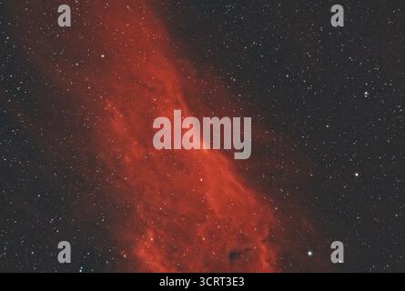 Nebulosa della California (NGC 1499, SH2-220), una nebulosa a emissione situata nella costellazione Perseo Foto Stock