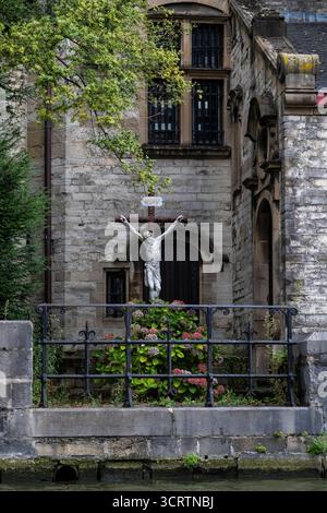 Cristo sulla croce nella chiesa di San Michele, Gand Blegium Foto Stock