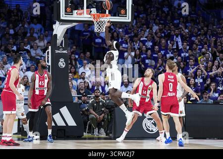 Usman Garuba del Real Madrid durante la partita di basket dell'Eurolega turca tra il Real Madrid e l'Olympiacos Piraeus il 2 ottobre 2025 alla Movistar Arena di Madrid, Spagna Foto Stock