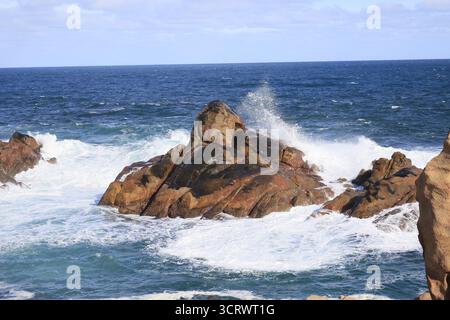 Canal Rocks, una formazione geologica distintiva sulla costa di Yallingup, Australia occidentale, vicino a Margaret River. Foto Stock
